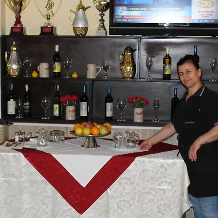 호텔 Piemonte 티라나