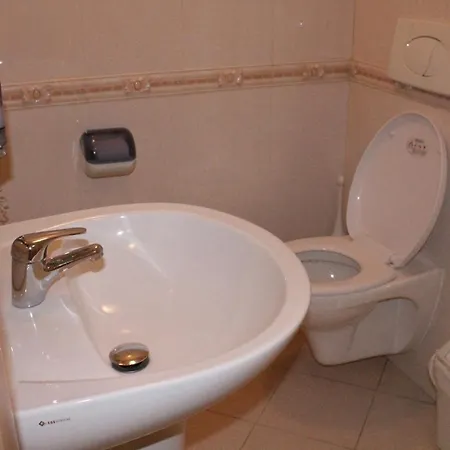 Piemonte Hotel Tirana