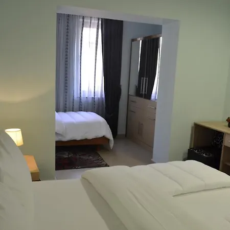 Piemonte 3* Tiran