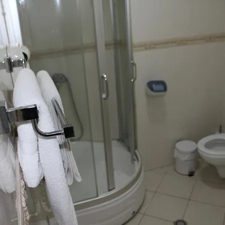 Piemonte Otel Tiran