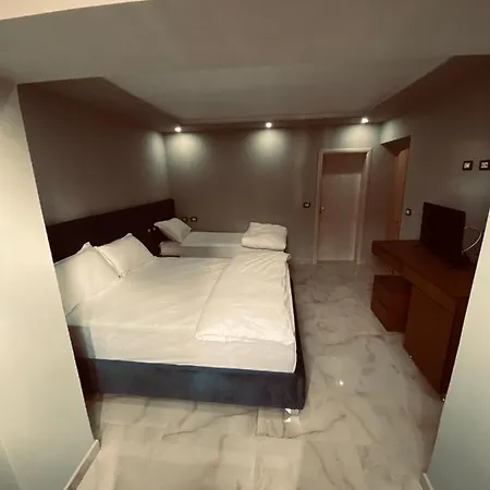 Piemonte 호텔 티라나