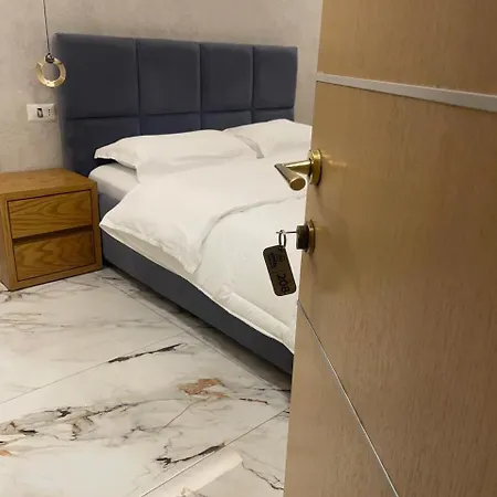 Piemonte 3* טיראנה